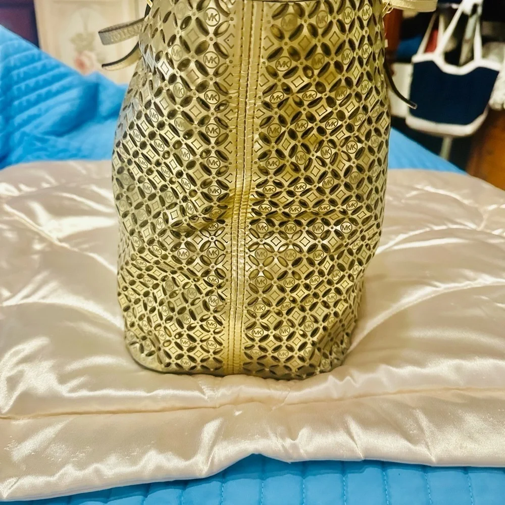 Michael Kors flower perforated travel tote